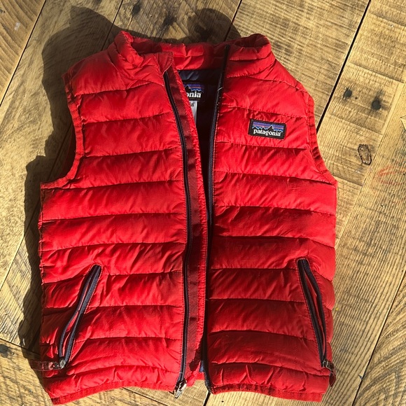 Patagonia Other - Patagonia Kids Bright Red Quilted Vest